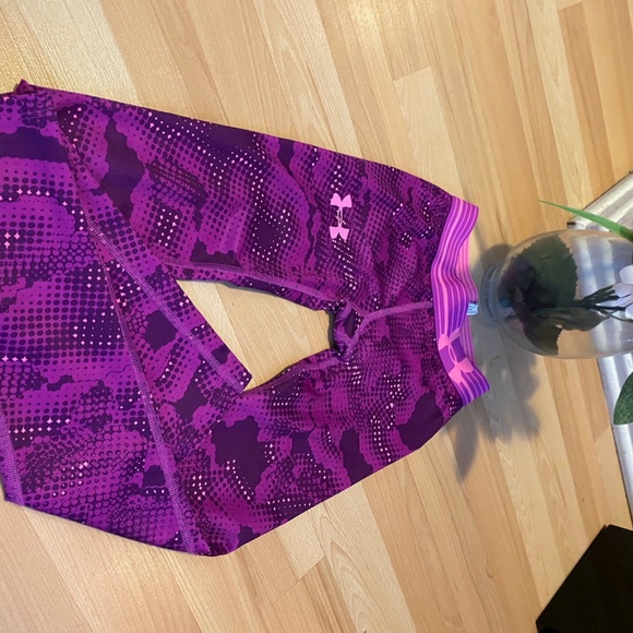 Brand New Girls Under Armour leggings - Picture 2 of 3